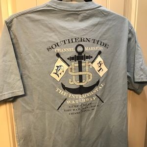 Southern Tide T-shirt